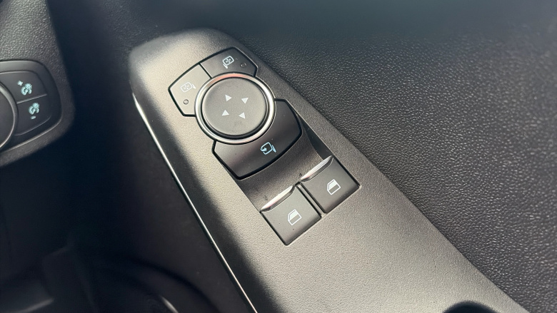 Ford Fiesta 1.0 EcoBoost 125 Titanium 5dr Petrol Hatchback